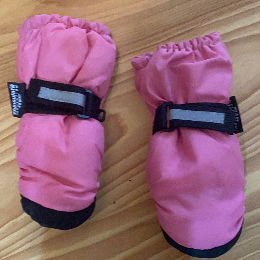 Size 2-4 girls ski gloves